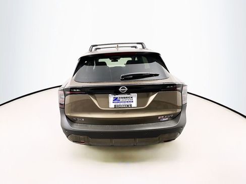 New 2025 Nissan Kicks SR w/ SR Premium Package image 6