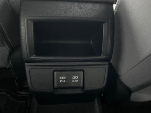 Used 2019 Subaru Outback 2.5i Premium AWD/4WD image 18