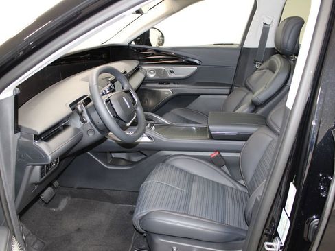 New 2026 Lincoln Nautilus Reserve AWD/4WD image 22