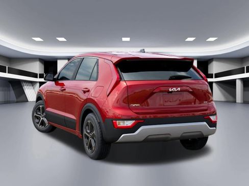 New 2026 Kia Niro LX FWD image 4