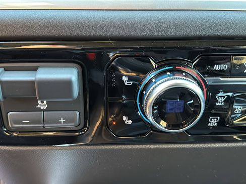 New 2026 GMC Sierra 1500 Elevation w/ Elevation Premium Package image 16