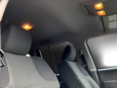 Used 2011 Nissan Xterra PRO-4X image 24