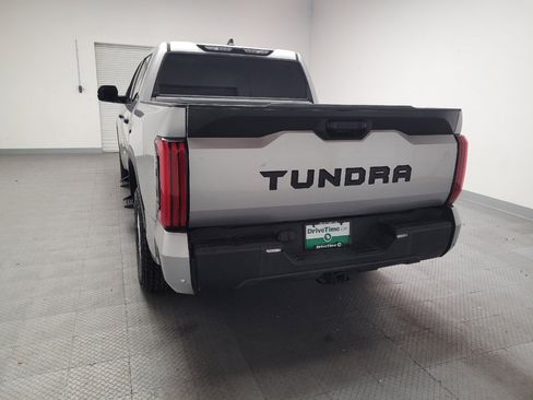 Used 2022 Toyota Tundra SR5 w/ Convenience Package image 6