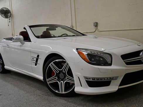 Used 2013 Mercedes-Benz SL 63 AMG image 2