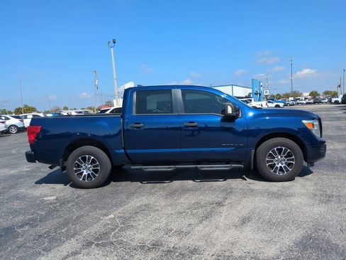 Used 2023 Nissan Titan SV w/ Accessory Utility Package image 3