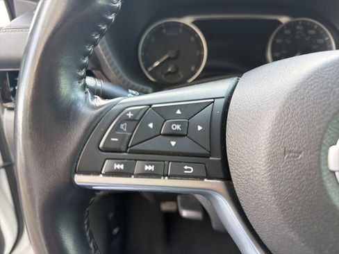 Used 2020 Nissan Sentra SV image 19