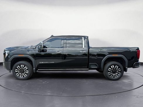 Used 2025 GMC Sierra 3500 Denali Ultimate AWD/4WD image 2