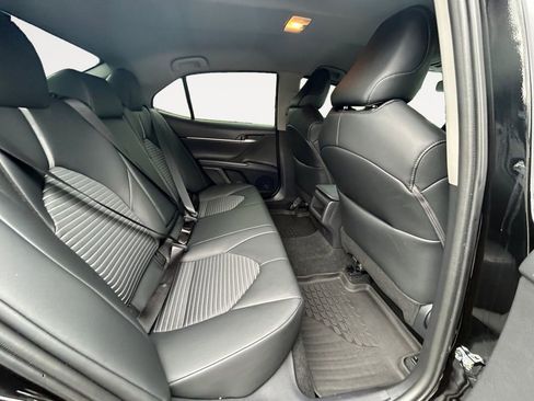 Used 2023 Toyota Camry SE FWD image 23