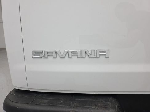 Used 2025 GMC Savana 2500 w/ Driver Convenience Package RWD image 43