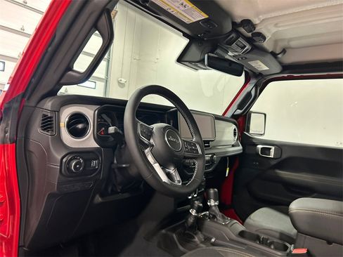 New 2025 Jeep Wrangler Sahara image 17