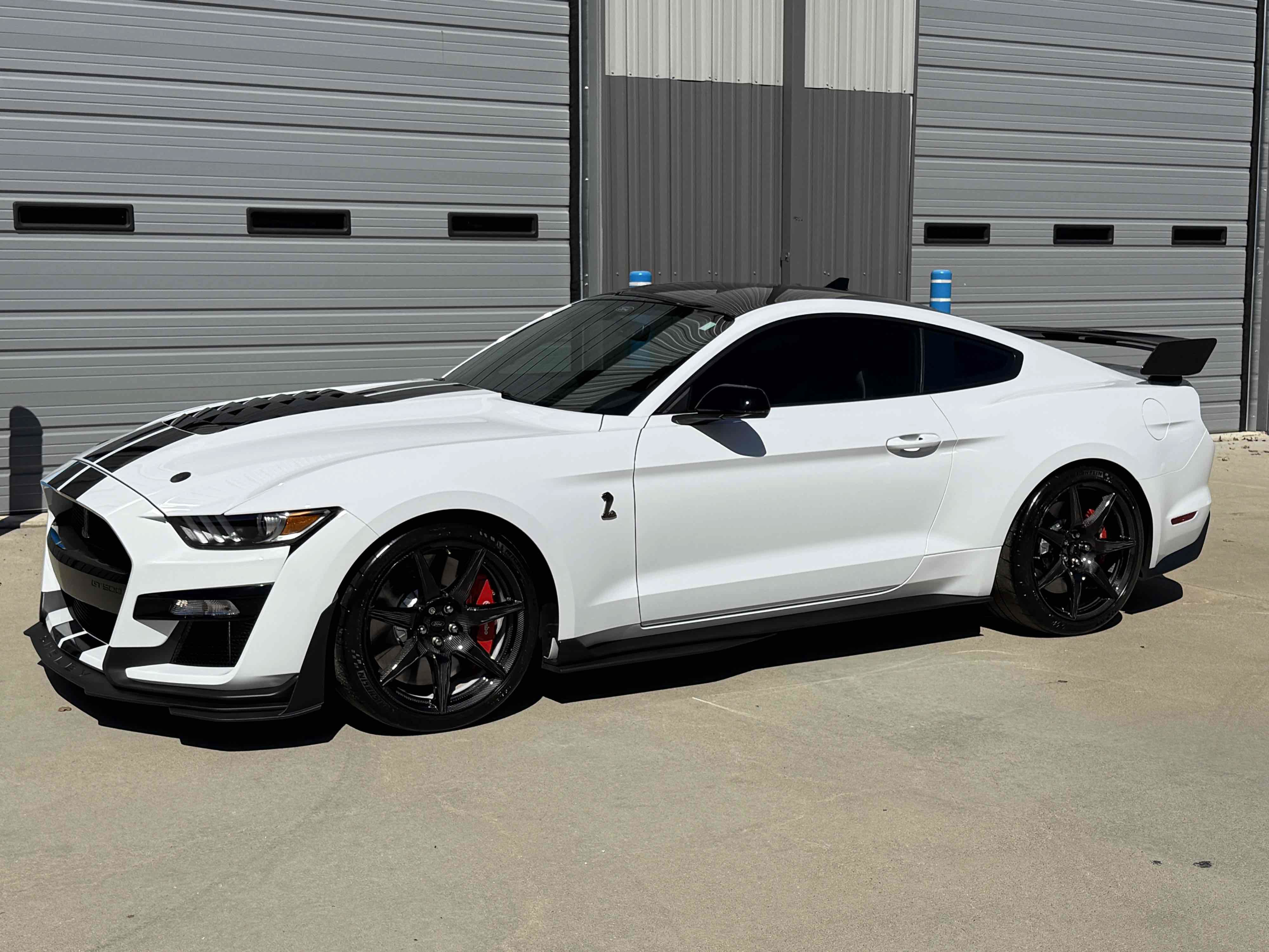 Used 2021 Ford Mustang Shelby GT500 w/ Carbon Fiber Track Pack RWD image 72