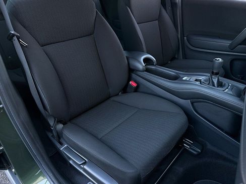 Used 2016 Honda HR-V LX image 24
