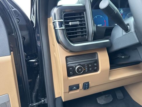 Used 2026 Ford F450 Lariat image 24