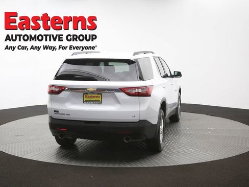 Used 2020 Chevrolet Traverse LT AWD/4WD image 39