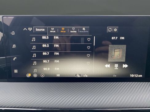 New 2026 Nissan Kicks SR w/ Cold Weather Package image 17