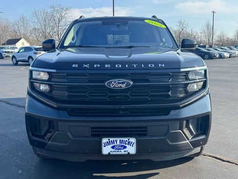 Used 2025 Ford Expedition Max Active image 37