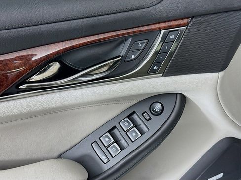 Used 2018 Cadillac CTS Sedan image 19