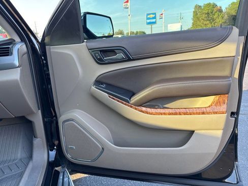 Used 2018 Chevrolet Tahoe Premier image 13