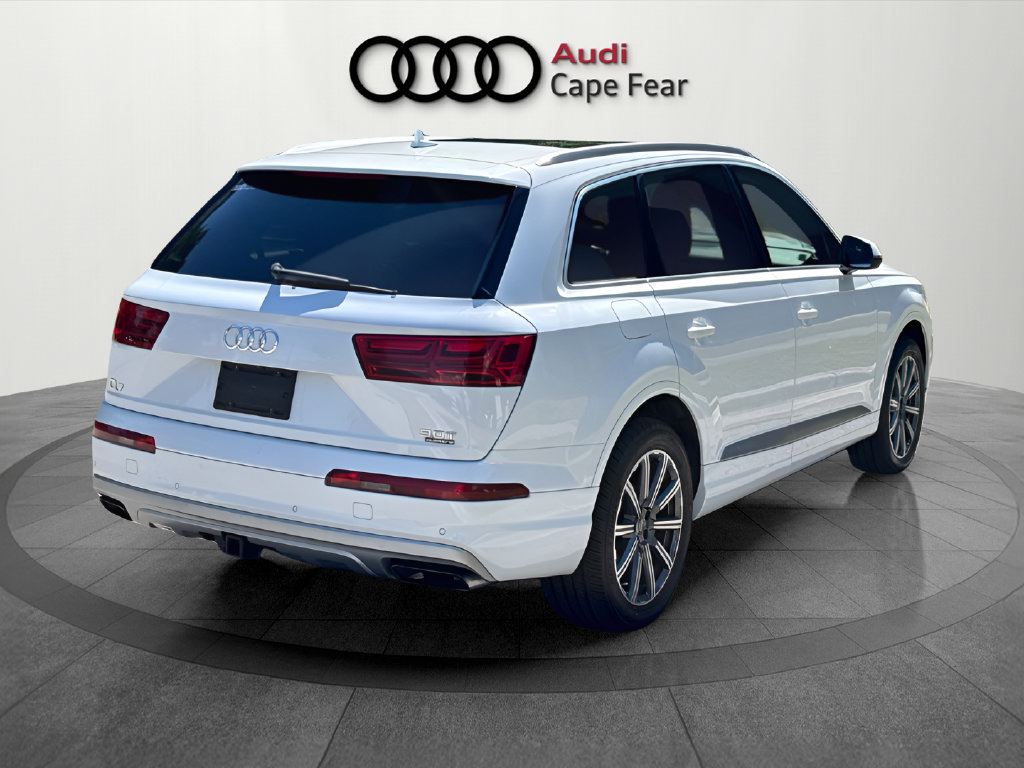 Used 2017 Audi Q7 3.0T Premium Plus w/ Premium Plus Package AWD/4WD image 7