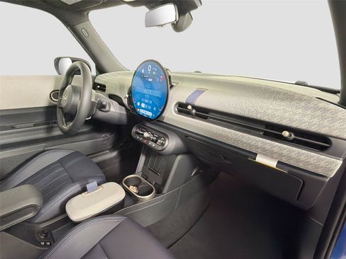 Certified 2025 MINI Cooper S FWD image 25