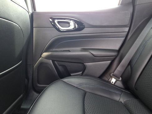 New 2026 Jeep Compass Latitude AWD/4WD image 12