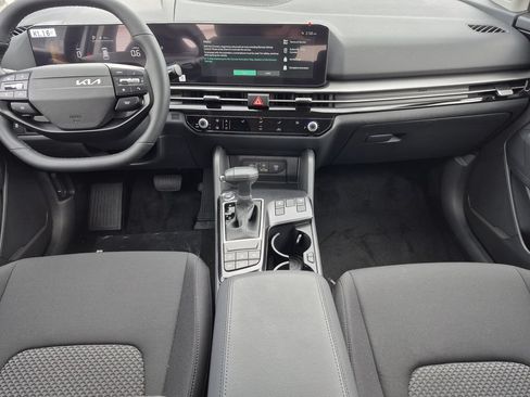 New 2026 Kia Sportage LX AWD/4WD image 13