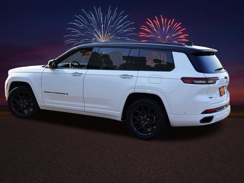 Certified 2024 Jeep Grand Cherokee L Summit AWD/4WD image 8