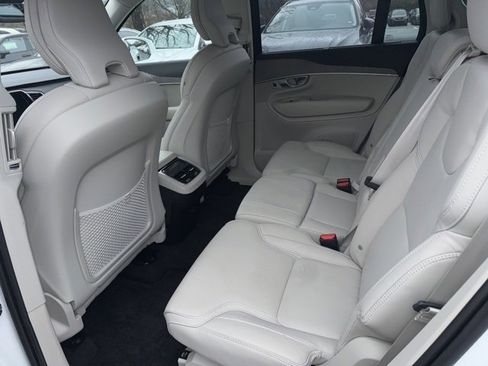 Used 2024 Volvo XC90 B6 Ultimate image 15