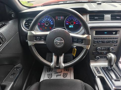 Used 2014 Ford Mustang GT RWD image 18