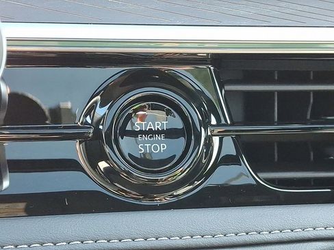 New 2026 INFINITI QX80 Autograph w/ Premium Cargo Package image 16