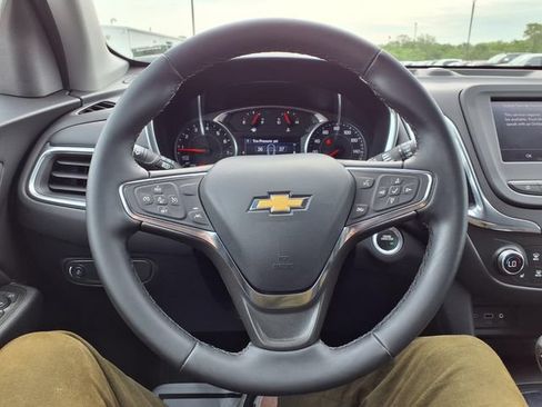 Used 2024 Chevrolet Equinox LT FWD image 69