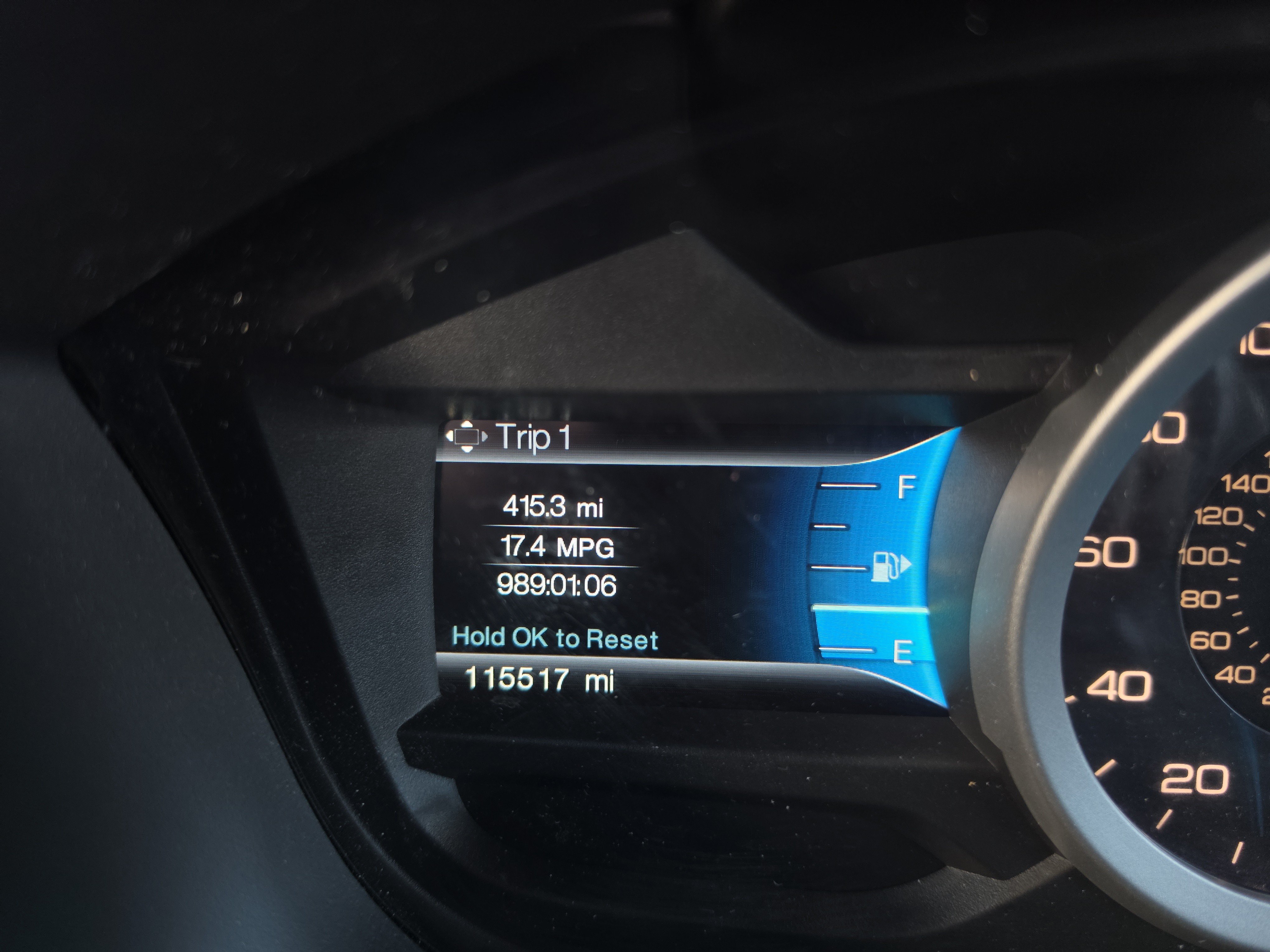 Used 2014 Ford Explorer XLT w/ Equipment Group 202A AWD/4WD image 25
