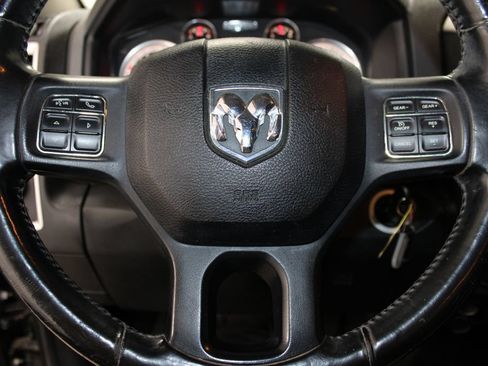 Used 2016 RAM 1500 Big Horn RWD image 30