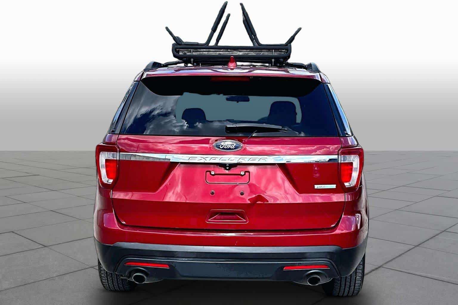 Used 2016 Ford Explorer FWD image 5