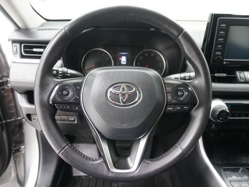 Used 2021 Toyota RAV4 XLE Premium FWD image 16