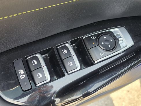 Used 2025 Kia K5 GT FWD image 17