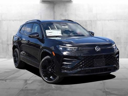 New 2026 Volkswagen Tiguan SE R-Line AWD/4WD image 2