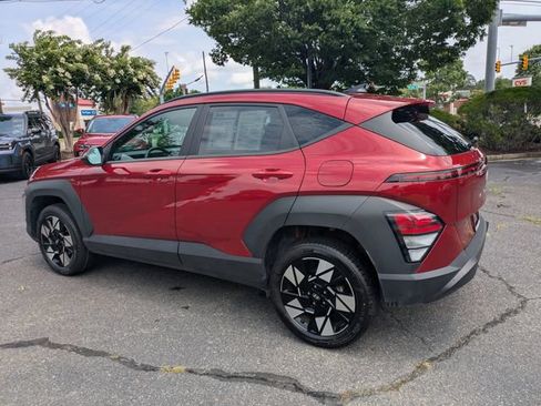 Used 2024 Hyundai Kona SEL AWD/4WD image 6