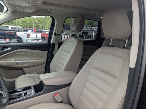 Used 2018 Ford Escape SEL FWD image 13
