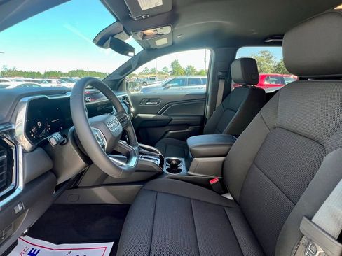 New 2026 GMC Canyon Elevation image 8