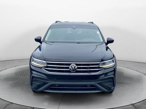 Used 2023 Volkswagen Tiguan SE FWD image 8