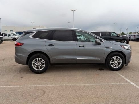 Used 2020 Buick Enclave Essence AWD/4WD image 8