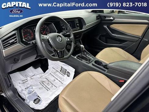 Used 2020 Volkswagen Jetta SE image 18