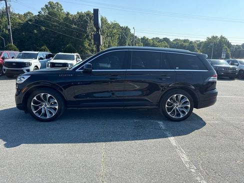 Used 2021 Lincoln Aviator Grand Touring w/ Equipment Group 302A AWD/4WD image 2