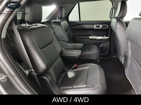 Used 2023 Ford Explorer XLT w/ Equipment Group 202A AWD/4WD image 16