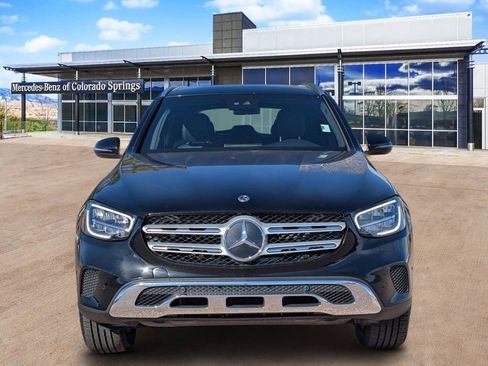 Used 2022 Mercedes-Benz GLC 300 4MATIC image 2