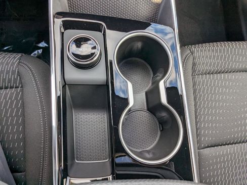 New 2026 Chevrolet Equinox LT image 38