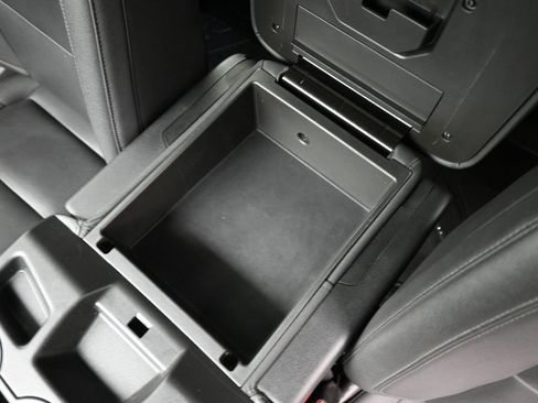 Used 2024 GMC Sierra 1500 SLT image 19