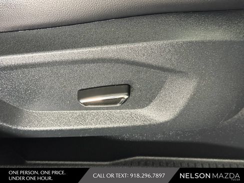 Used 2017 Ford Edge SEL w/ Equipment Group 201A FWD image 45
