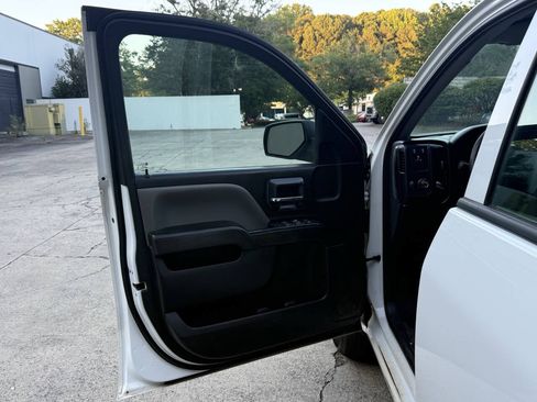 Used 2018 GMC Sierra 1500 2WD Crew Cab image 34